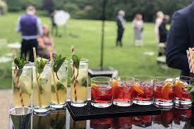 Unleash the cocktail magic with our mobile bar hire service. Savour an assortment of handcrafted drinks that will dazzle your taste buds and leave a lasting impression.